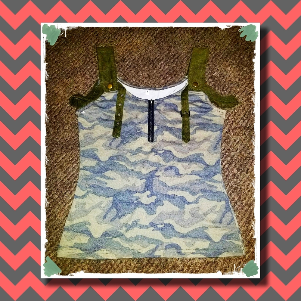 Statement Camo Tank - Picture 2 of 2